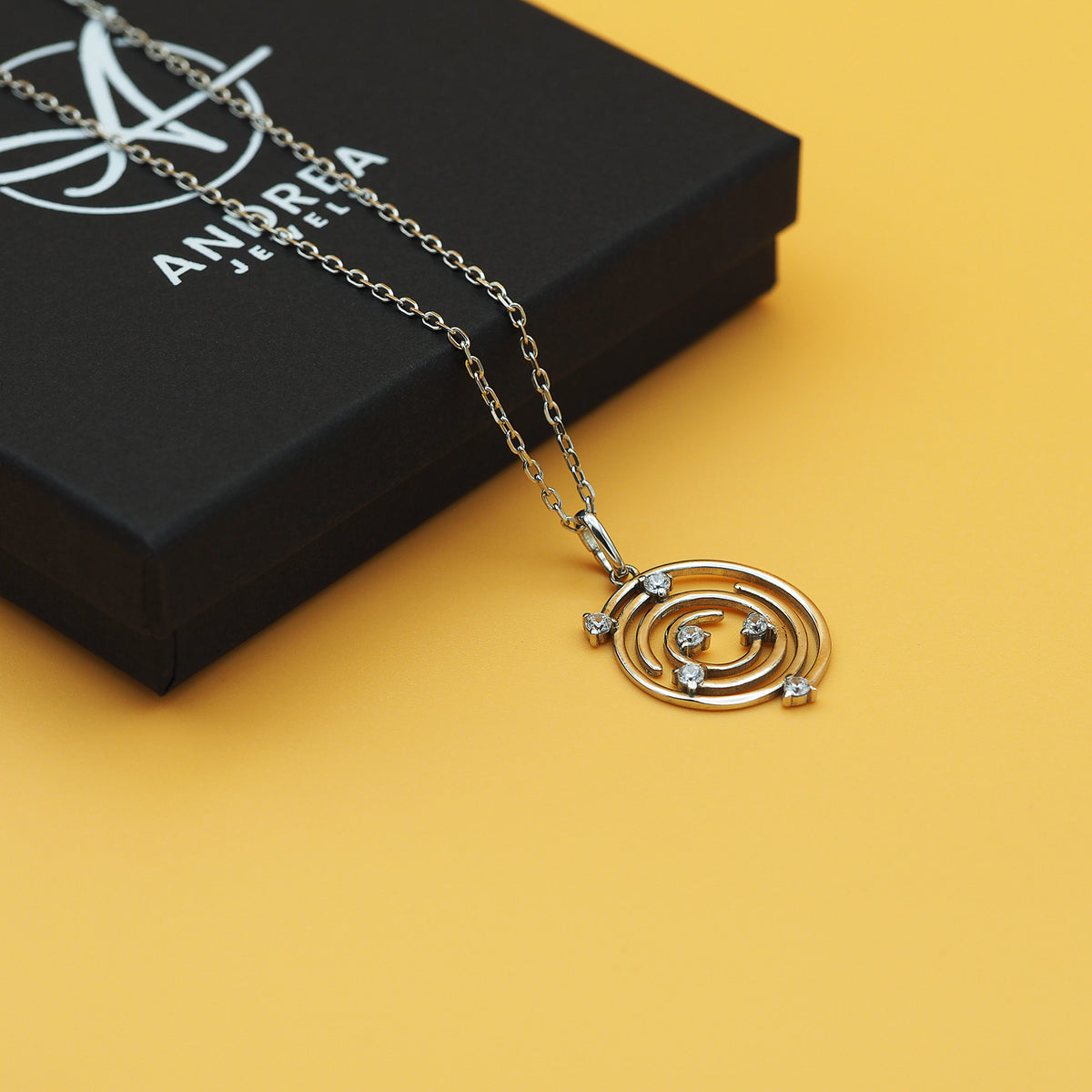SPIRAL NECKLACE